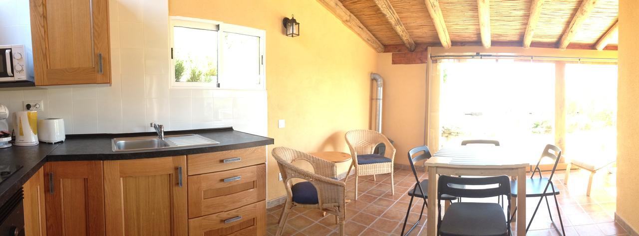 Alen D'Aragon Guest House Santa Eulalia de Gallego ภายนอก รูปภาพ