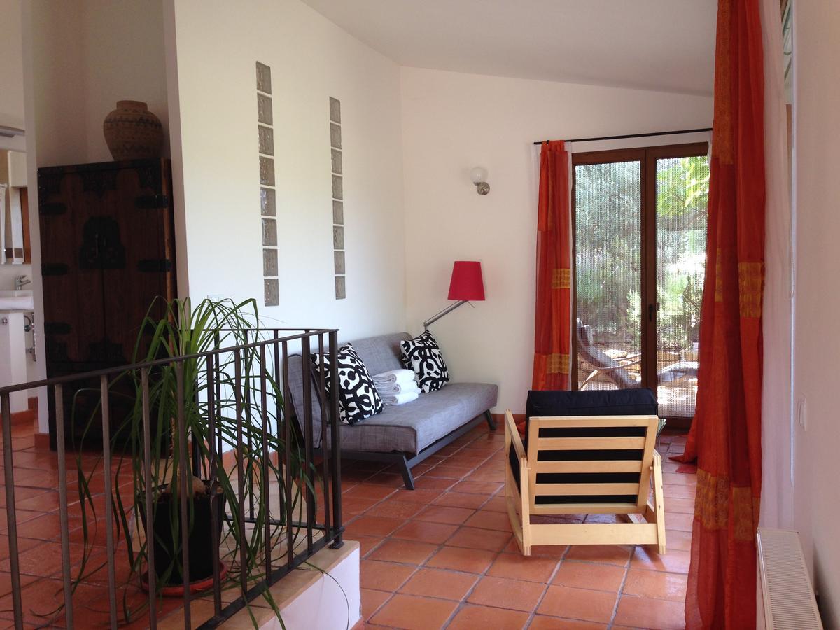 Alen D'Aragon Guest House Santa Eulalia de Gallego ภายนอก รูปภาพ